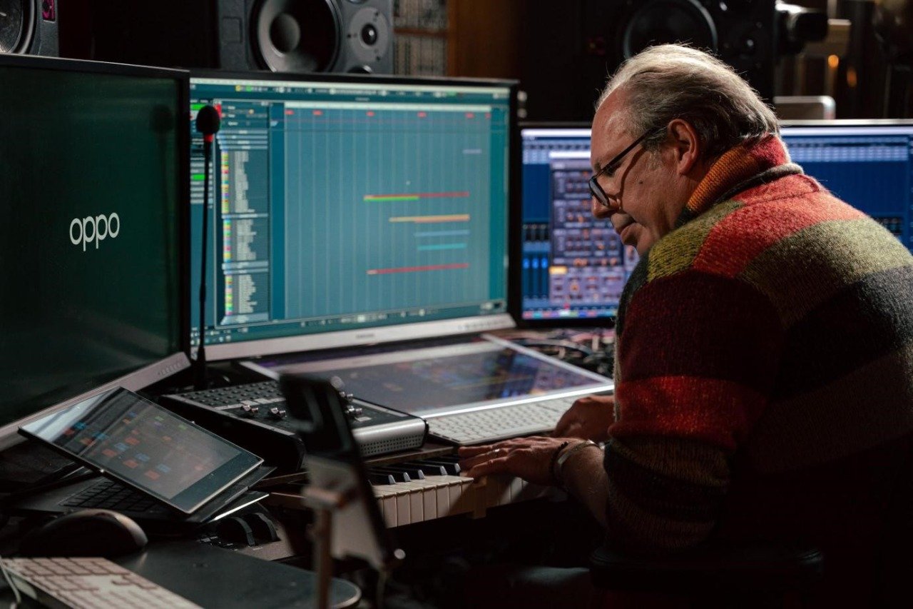 Komposer Dunia Hans Zimmer, Komposisikan Nada untuk OPPO Find X3 Pro 5G