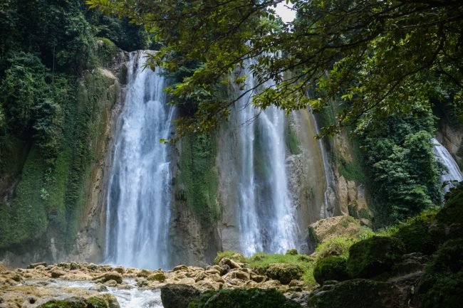 Sayang Untuk Dilewatkan, Berikut 3 Rekomendasi Wisata Air Terjun di Jawa Barat