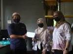 Penyerahan donasi ke yayasan tumaritis maju bersama dan yayasan sam'an netra mulia hasil pengumpulan sedekah para Mitra Kerja dari program TPH Berkah.