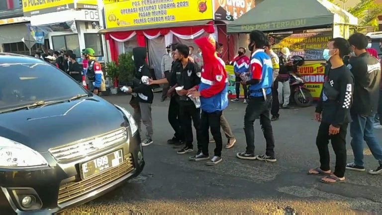 Moonraker Cirebon Timur Gelar Bakti Sosial Kemanusiaan