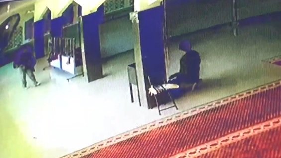 Miris! Kelakuan Sejoli Mesum dan Mencuri dalam Masjid
