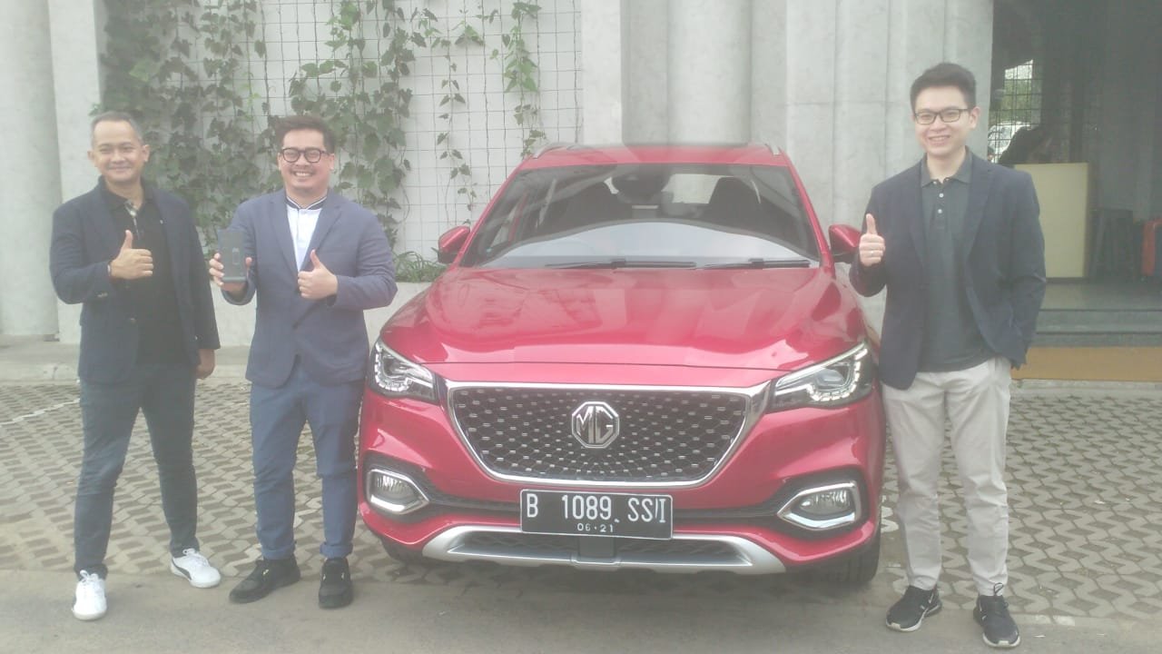 Pecinta Otomotif Wajib Tahu Keunggulan Mobil MG HS Magnify i-Smart