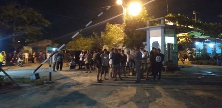 Viral Geng Motor di Karawang Brutal Serang Perumahan, Gedung NKRI hingga Rumah Makan