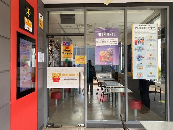 McD Kopo Mas Ikut Disegel karena Timbulkan Kerumunan Massa