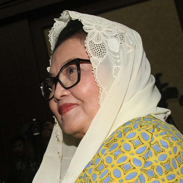 Pemerintah Diminta Libatkan Eks Menkes Siti Fadilah Tangani Covid-19