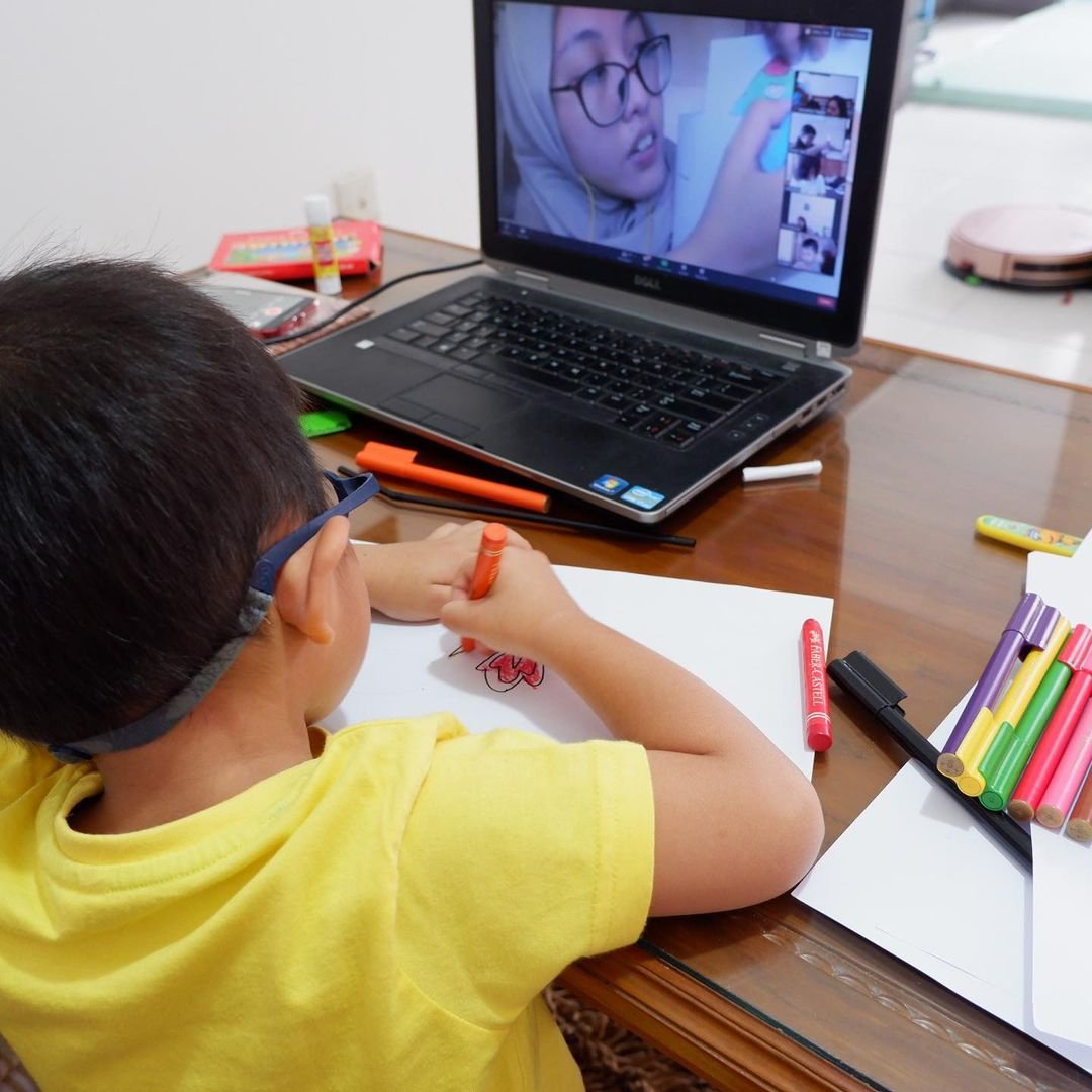 Pembelajaran Metode Blended Learning Pilihan Terbaik di Masa Pandemi Covid-19