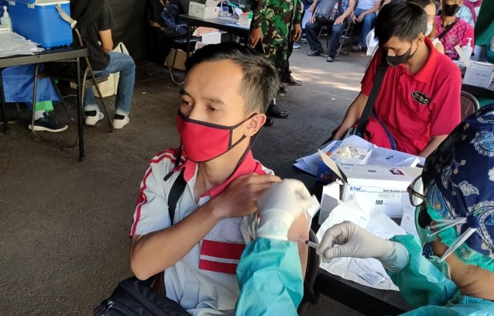 Grup Astra Bandung Gelar Vaksinasi Bersama Kodam III Siliwangi