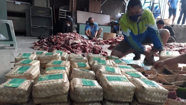 LDII Jawa Barat Bagikan Ratusan Ribu Paket Daging Kurban