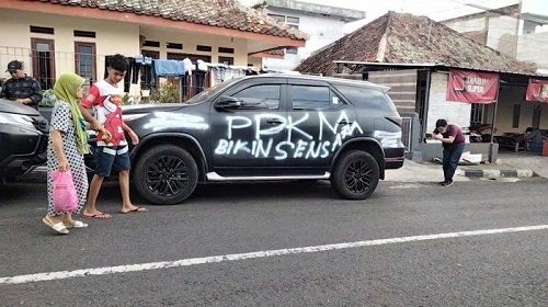 Pengusaha Kuliner Corat Coret Fortunernya, ”Minimal Ada Kelonggaranlah PPKM Ini”