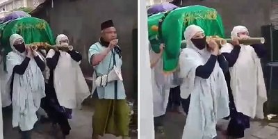 Banyak Meninggal, Perempuan Pikul Jenazah ke TPU