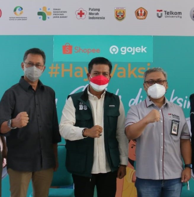 Bupati Dadang Supriatna Apresiasi Sentra Vaksinasi di Tel-U