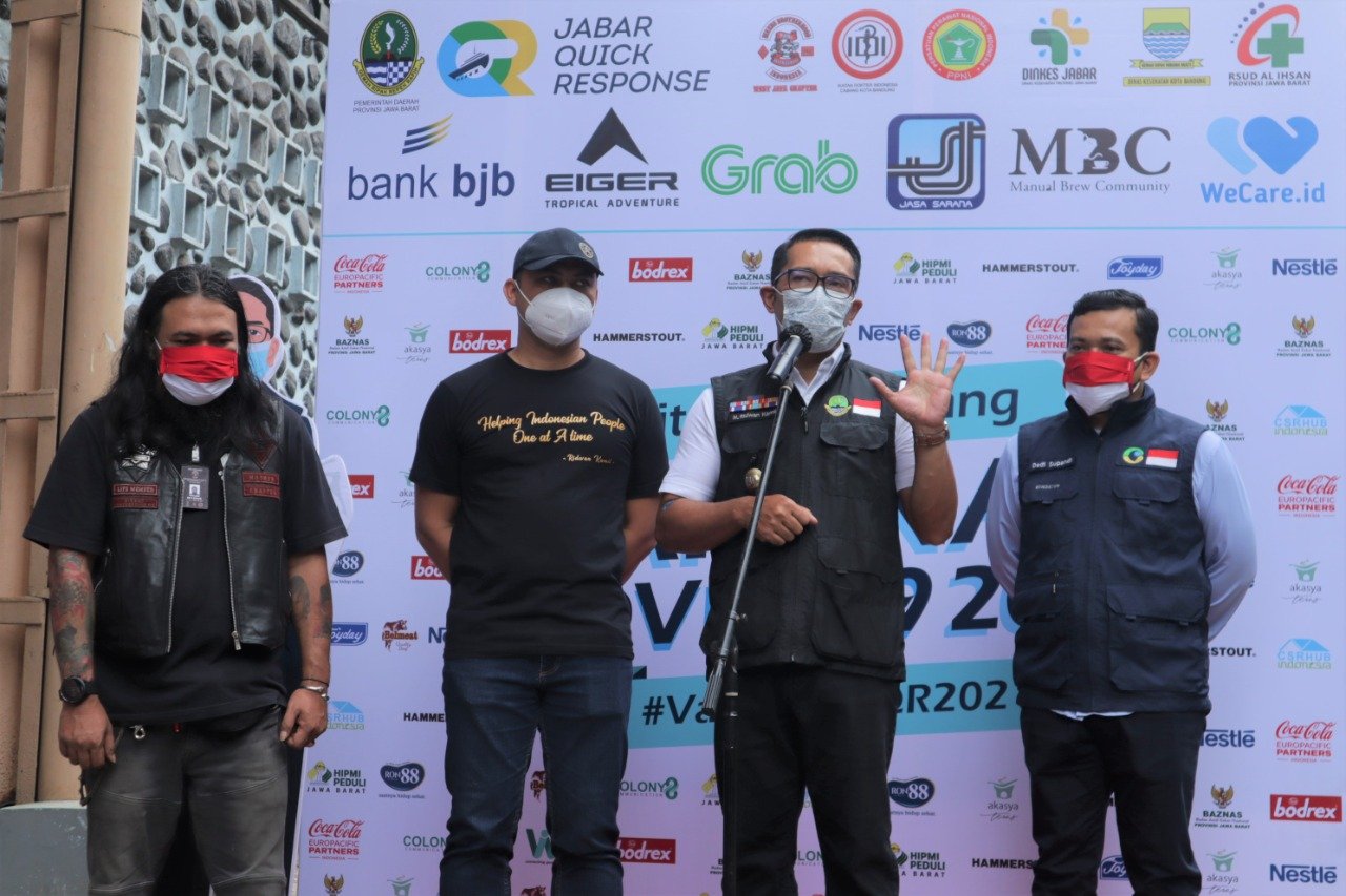 Tidak Berkerumun, Acara Vaksinasi di GOR Saparua Berjalan Lancar