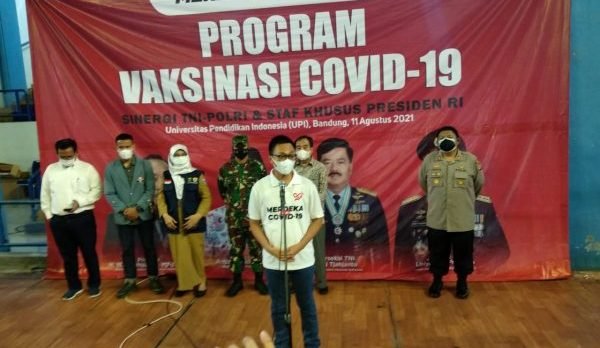 Staf Kepresidenan RI Selenggarakan Vaksinasi Gratis untuk Ribuan Mahasiswa UPI