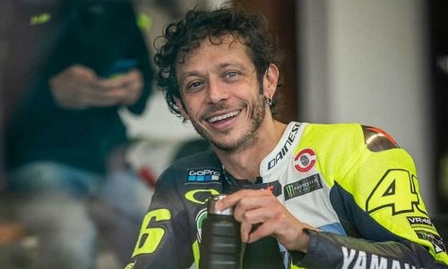 Valentino Rossi Sang Legenda MotoGP Pensiun