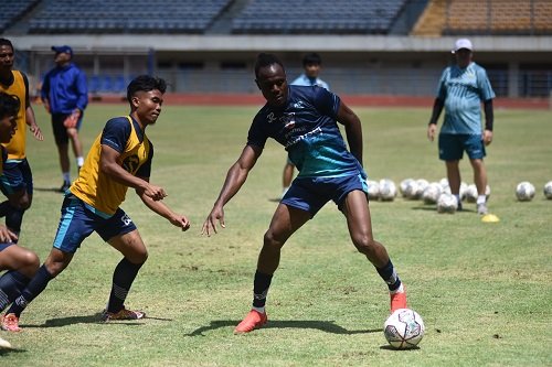 Waspada Barito, Persib Punya Rekor Apik di Laga Debut