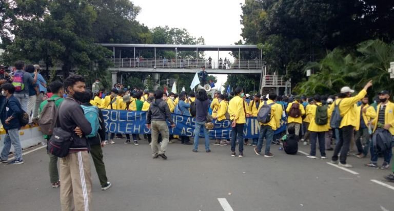 Tak Digubris Jokowi, BEM SI Penuhi Ultimatumnya Demo di KPK