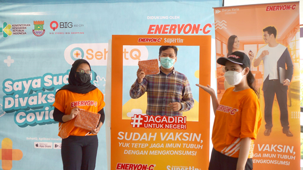 SehatQ dan Enervon-C Buka Sentra Vaksinasi di Tangerang