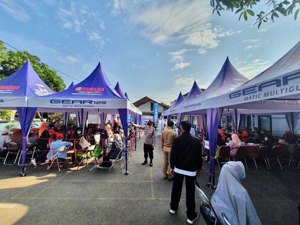 Gebyar Vaksinasi Kolaborasi Yamaha Jabar dan UPT Puskesmas Griya Antapani 