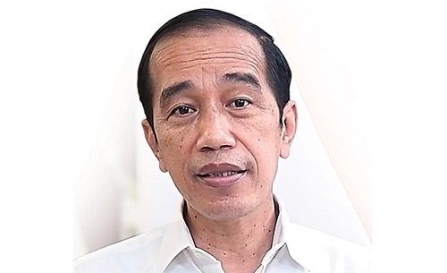 Sertifikat Vaksin Jokowi Bocor di Medsos, NIK dan Barcode Terlihat Jelas