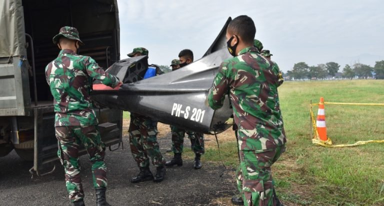 Lanud Sulaiman Adakan Latihan Crash Landing Pesawat