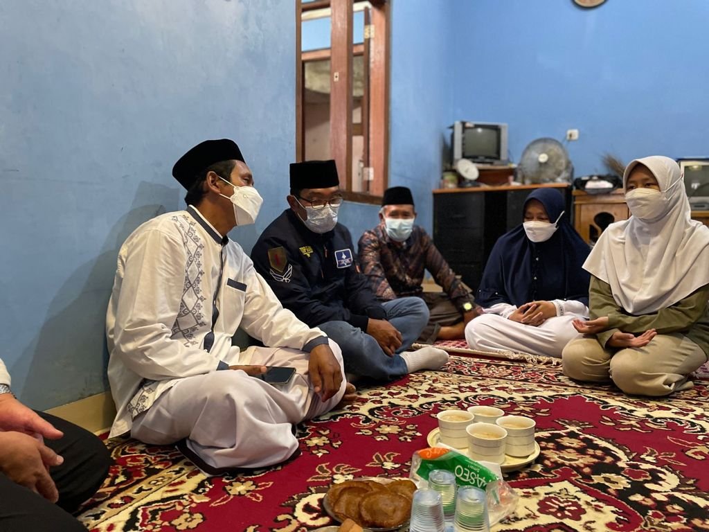 Ridwan Kamil Sampaikan Rasa Duka Atas Wafatnya 11 Santri di Ciamis