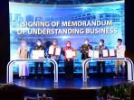 Direktur Utama bank bjb Raih Penghargaan Cinematography of Investment Festival di WIJS 2021