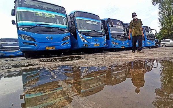 Bus DAMRI Jurusan Alun-Alun Bandung-Ciburuy Kembali Beroperasi