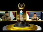 Kementerian Perdagangan meraih penghargaan dalam acara Penganugerahan Keterbukaan Informasi Badan Publik yang diselenggarakan Komisi Informasi Pusat secara virtual di Jakarta, Selasa (26 Okt). Pada kesempatan tersebut, Sekretaris Jenderal, Suhanto menerima penghargaan secara langsung dari Wakil Presiden Republik Indonesia, K.H. Ma’ruf Amin.