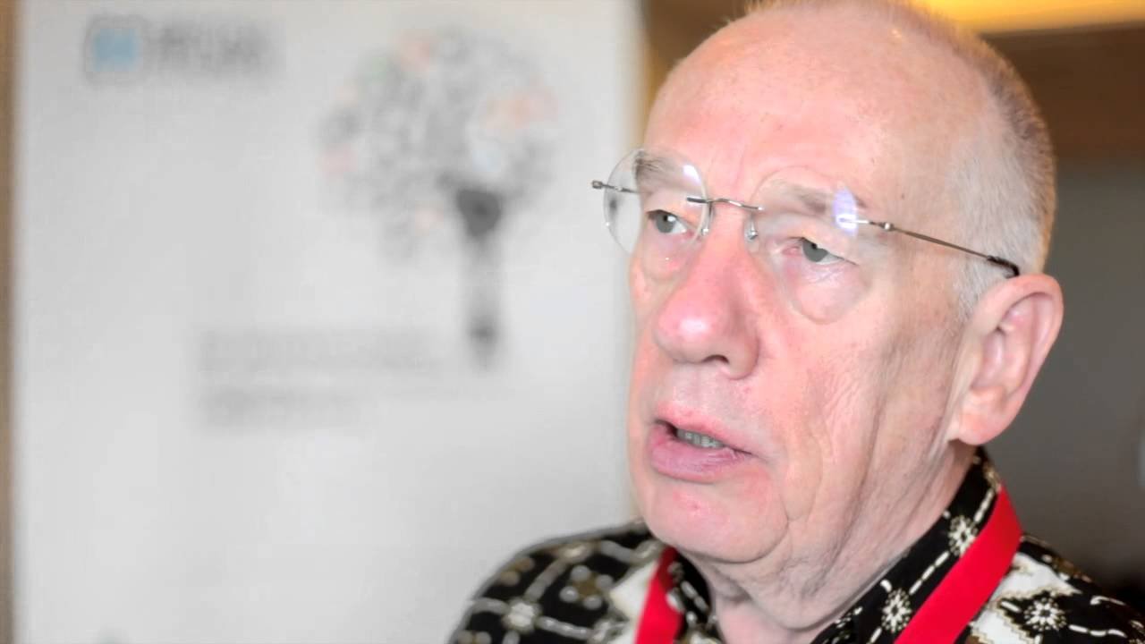 UPI Anugerahi Gelar Doktor Honoris Causa pada Peter Hywel Coleman, Ini Prestasinya