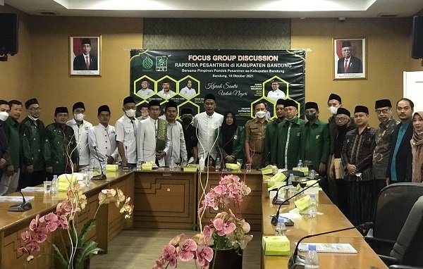 Fraksi PKB DPRD Kabupaten Bandung Dorong Perda Pesantren