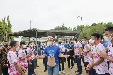 Gubernur Ridwan Kamil Motivasi Langsung Para Atlet Jabar di PON Papua