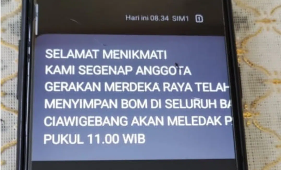 Teror Bom Sasar Bank di Kuningan, Penelepon Bersuara Perempuan