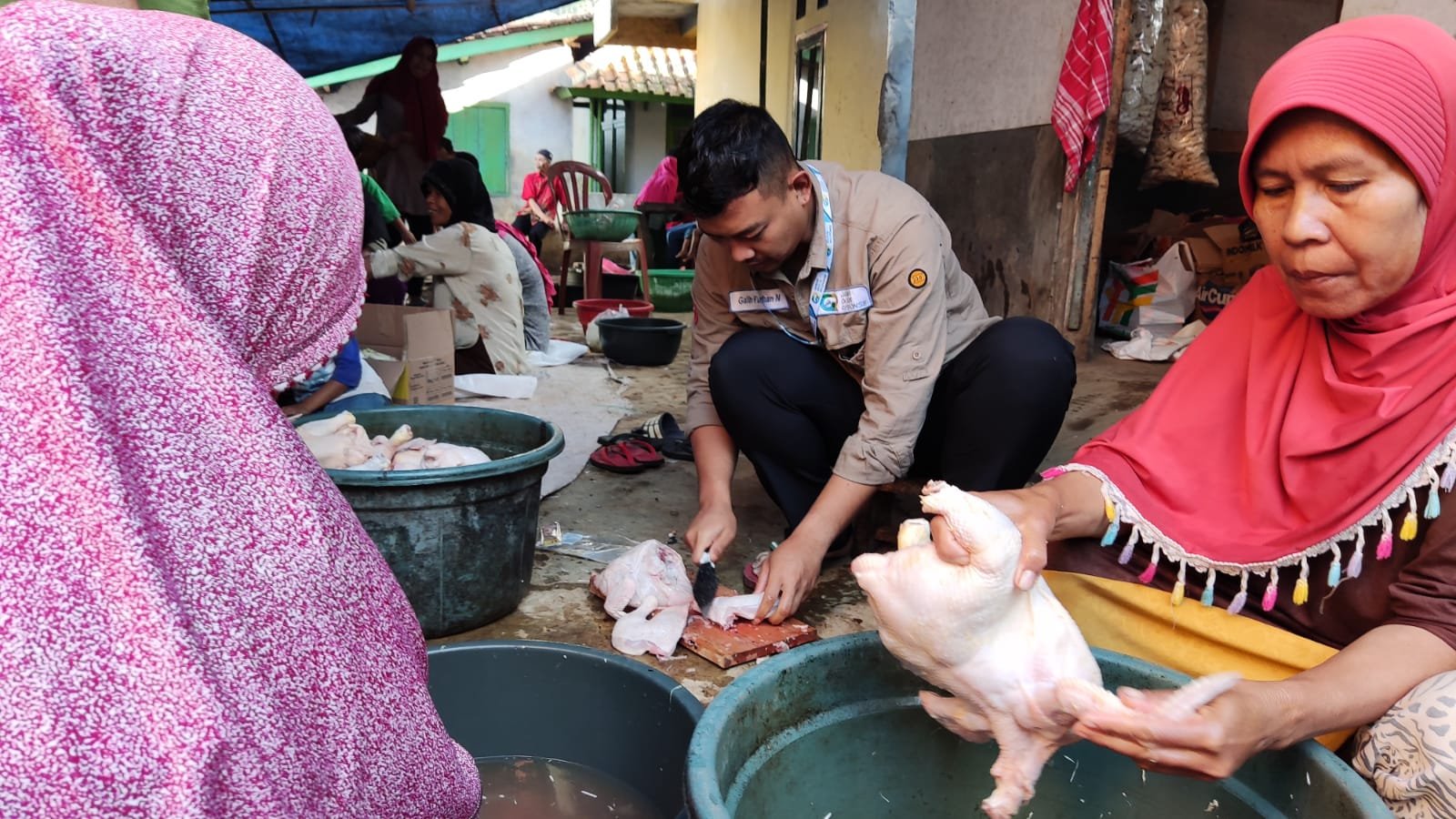 JQR Siapkan Dapur Umum di Desa Terdampak Banjir Bandang Garut