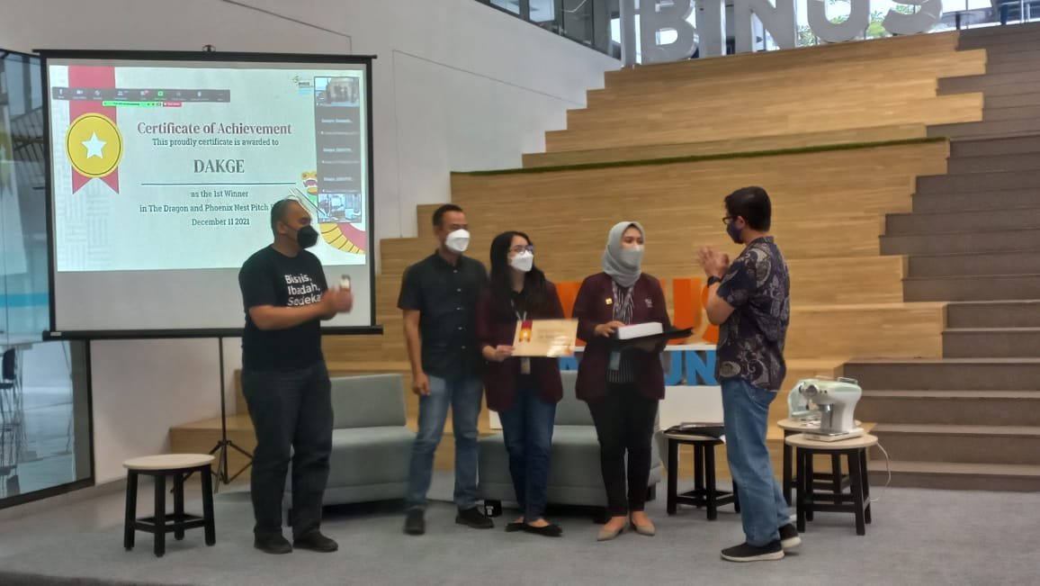 Creativepreneurship BINUS University Helat  “The Dragon & Phoenix Nest – Creativepreneurship Bootcamp And Business Pitch 2021”