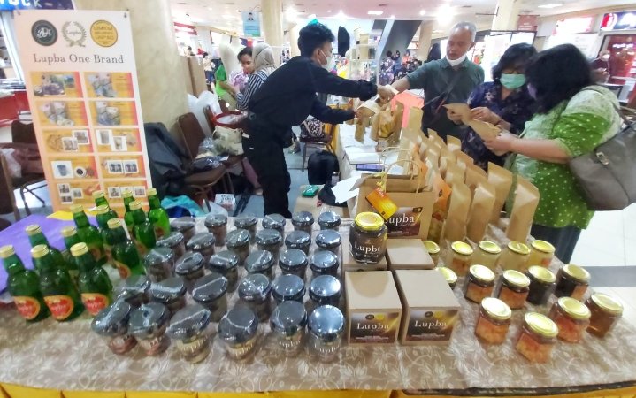 Bangkitkan Pelaku UMKM dan Koperasi melalui Inovasi dan Kolaborasi