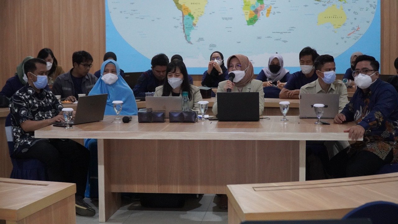 Unjani Gelar Pengmas Pelatihan Optimalisasi Manajemen BUMDes Berbasis Web