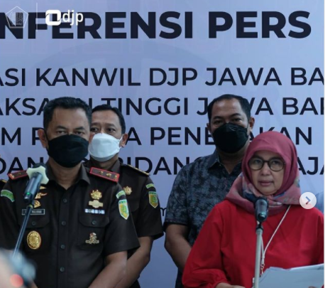 Beri Efek Jera, Kanwil Pajak Jabar I Serahkan Enam Tersangka Pidana Pajak ke Kejati