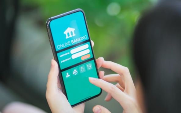 Ini Bedanya Internet Banking dan Mobile Banking