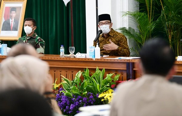 PPKM Level 3 Batal, Ridwan Kamil Beber Aturan saat Nataru di Jabar