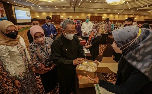 Disdagin Kota Bandung Bantu IKM Dapat Sertifikat Halal dan Uji Mutu