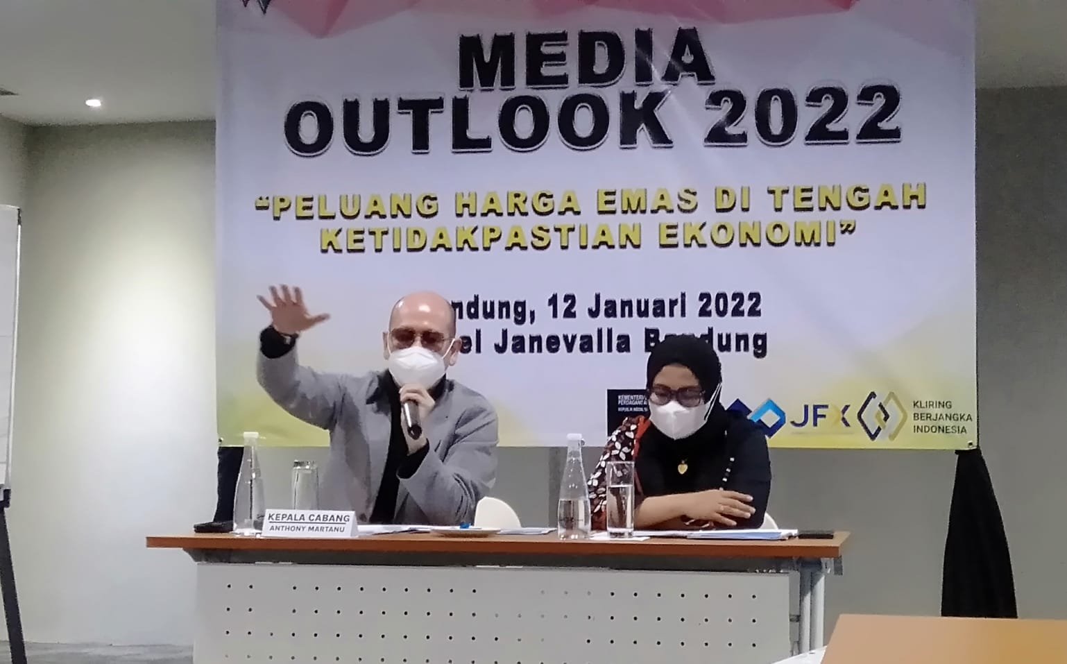 Diprediksi Harga Naik Jelang Imlek 2022, Begini Peluang Investasi Emas di Pialang Berjangka