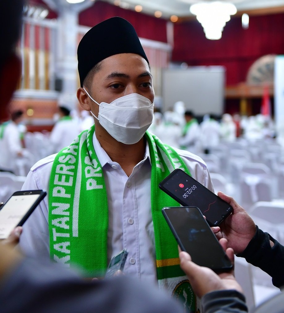 Dikukuhkan Jadi Pengurus PW IPHI Jabar, Rasyid Rajasa Dorong Milenial Berhaji Selagi Muda