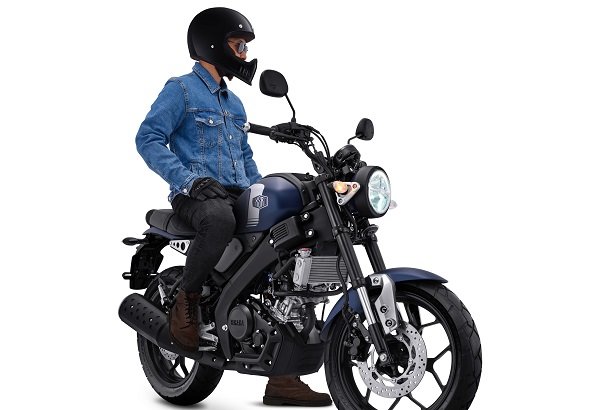 Manjakan Konsumen, Yamaha Segarkan Motor Sport Retro XSR 155