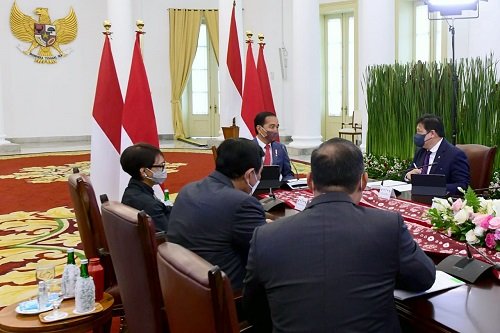 Dampingi Presiden Jokowi di WEF, Airlangga: Indonesia Jadi Katalis Pemulihan Ekonomi Global