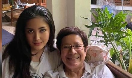 Putri Nurul Arifin Meninggal Mendadak, di Meja Makan