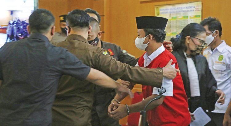 Herry Wirawan Divonis Seumur Hidup, Jaksa Ajukan Banding