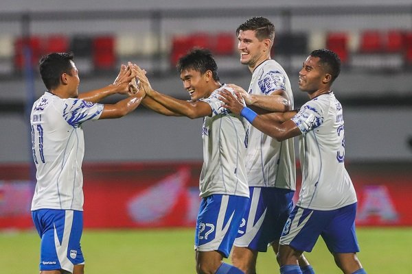 Persib Libas PSM 0-2, Perburuan Juara Liga 1 Makin Ketat
