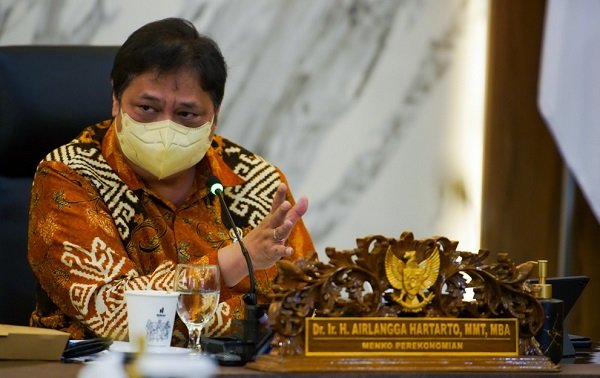 Gerak Cepat Airlangga Tindak Lanjuti Arahan Presiden untuk Evaluasi Level PPKM di Luar Jawa Bali