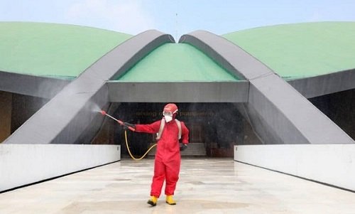 Ratusan Orang yang Bekerja di Lingkungan DPR RI Terpapar Covid-19