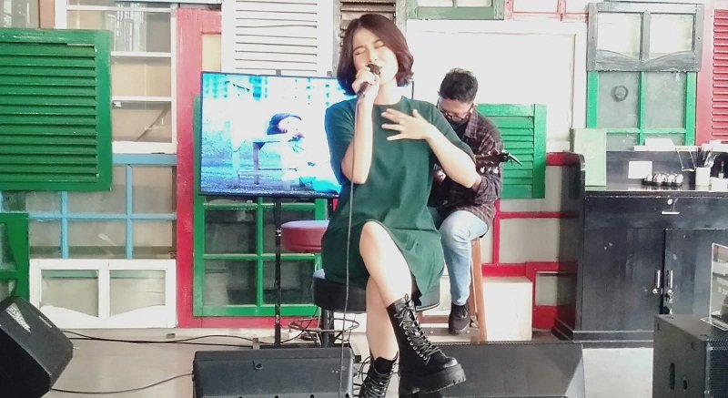 Ashira Zamita Rilis Single Berjudul Far Away, Mengisahkan Beratnya Kehilangan Seseorang